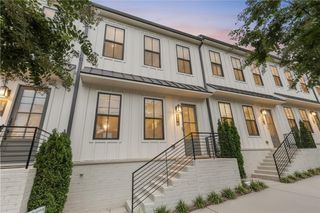 988 Viney Way NW, Atlanta, GA 30318