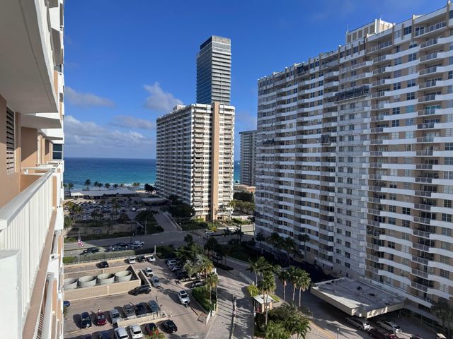 1965 S Ocean Drive 12k, Hallandale Beach, FL 33009