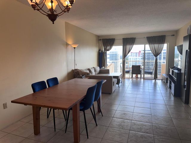 1965 S Ocean Drive 12k, Hallandale Beach, FL 33009