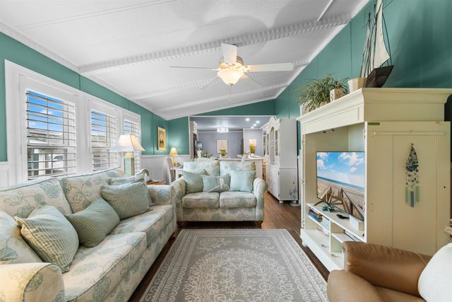 1812 East Lake Dr., Surfside Beach, SC 29575