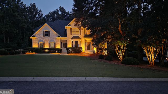1660 Rising Mist Lane, Cumming, GA 30041