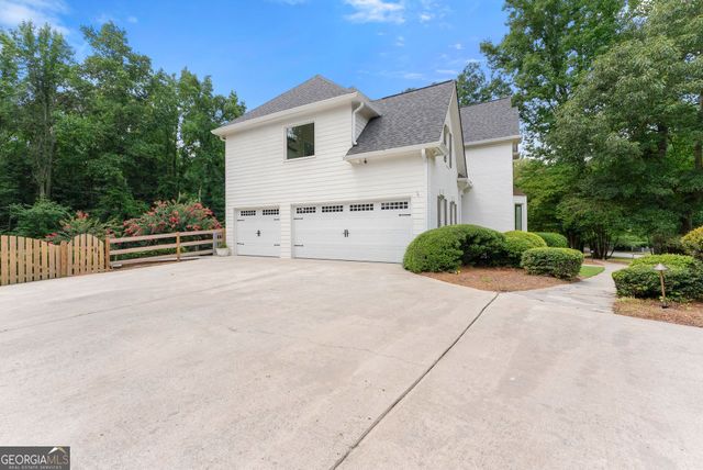 1660 Rising Mist Lane, Cumming, GA 30041