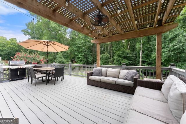 1660 Rising Mist Lane, Cumming, GA 30041