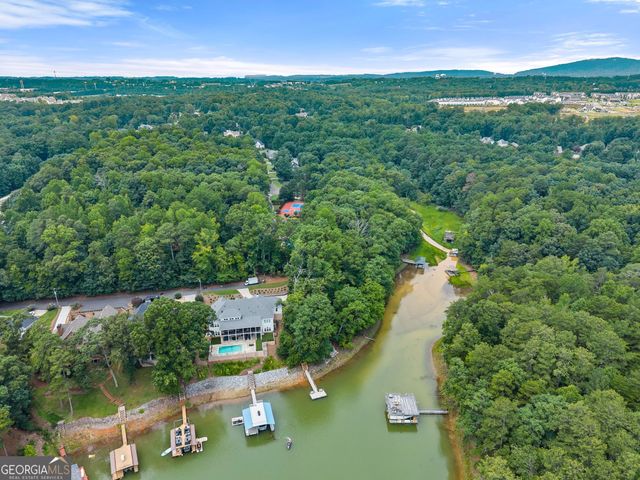 1660 Rising Mist Lane, Cumming, GA 30041