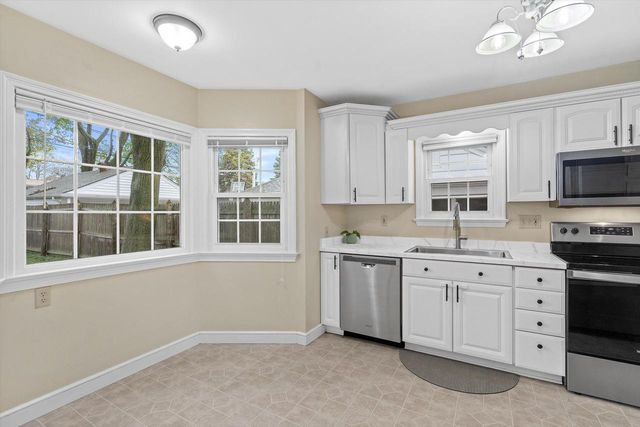 722 Orchard STREET, Racine, WI 53405