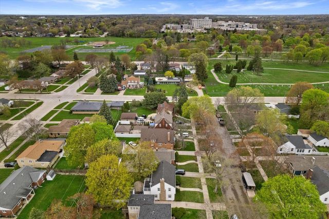 722 Orchard STREET, Racine, WI 53405