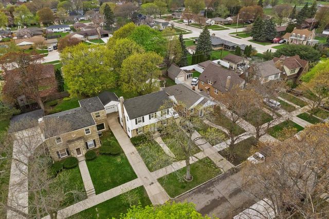 722 Orchard STREET, Racine, WI 53405