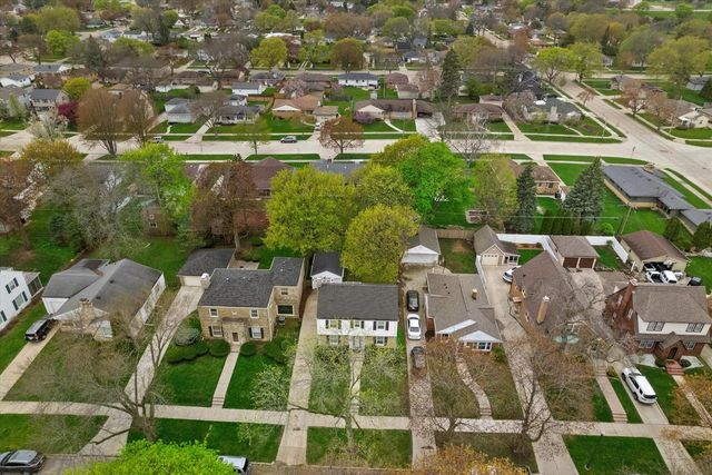 722 Orchard STREET, Racine, WI 53405