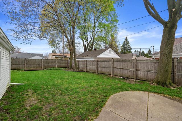722 Orchard STREET, Racine, WI 53405