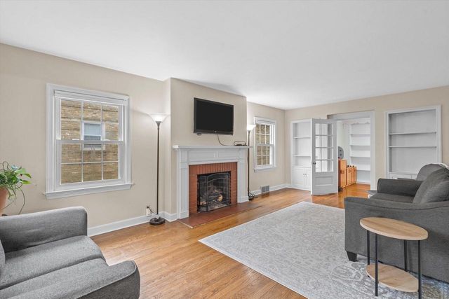 722 Orchard STREET, Racine, WI 53405