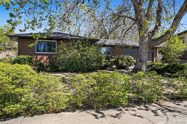 5034 Scranton Court, Denver, CO 80239