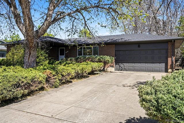 5034 Scranton Court, Denver, CO 80239