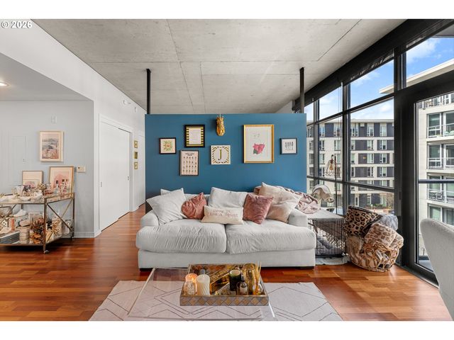 1830 Nw RIVERSCAPE St 407, Portland, OR 97209