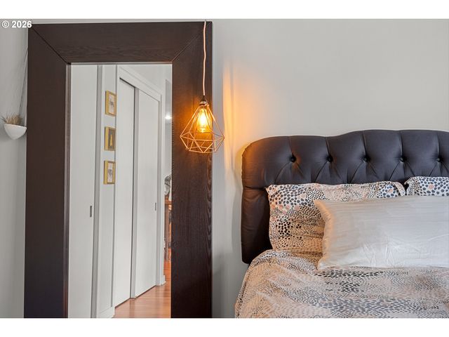 1830 Nw RIVERSCAPE St 407, Portland, OR 97209