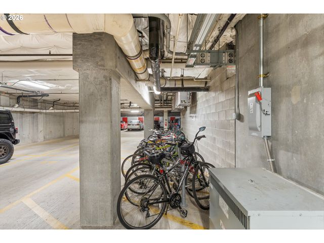 1830 Nw RIVERSCAPE St 407, Portland, OR 97209