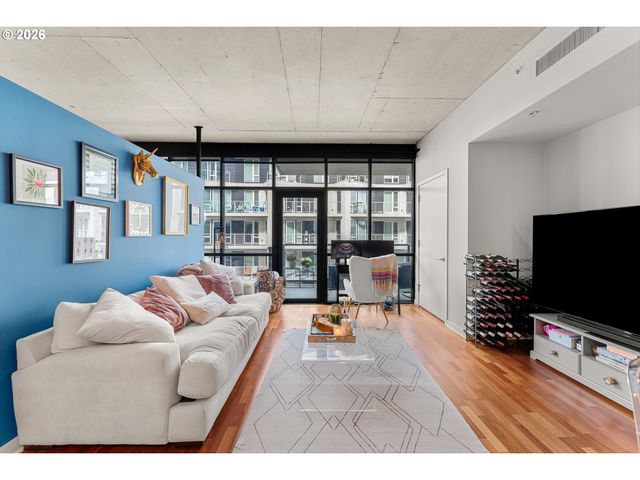 1830 Nw RIVERSCAPE St 407, Portland, OR 97209