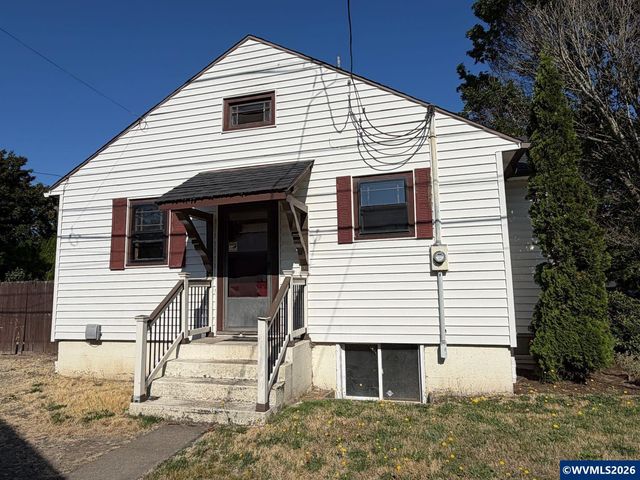 1760 Norway St NE, Salem, OR 97301