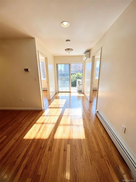 14105 Cherry Avenue 5F, Flushing, NY 11355 — photo 3