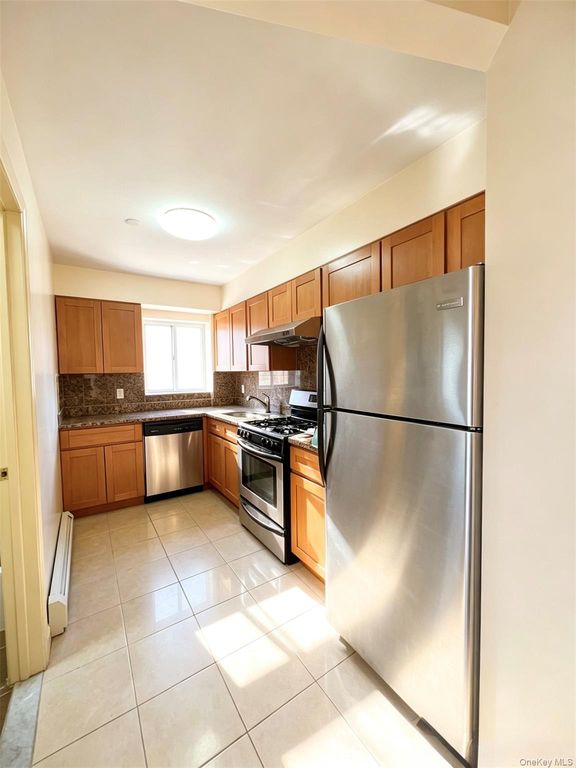 14105 Cherry Avenue 5F, Flushing, NY 11355 — photo 4