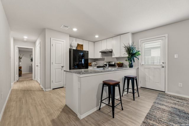 10814 PRUSINER DR, Converse, TX 78109