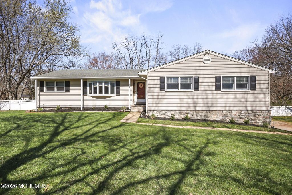 36 Overbrook Drive, Freehold, NJ 07728