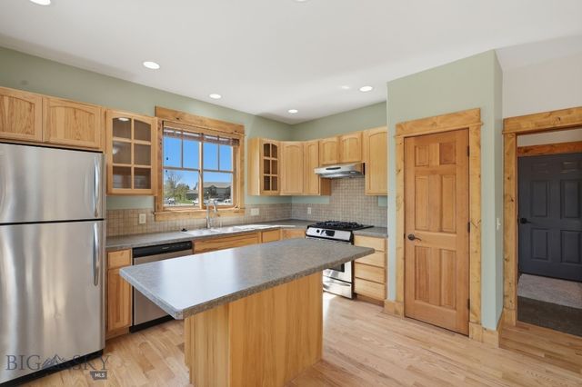 4726 Glenwood Drive, Bozeman, MT 59718