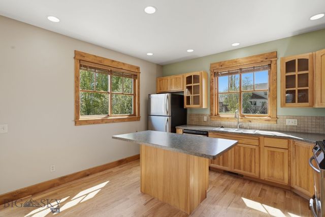 4726 Glenwood Drive, Bozeman, MT 59718