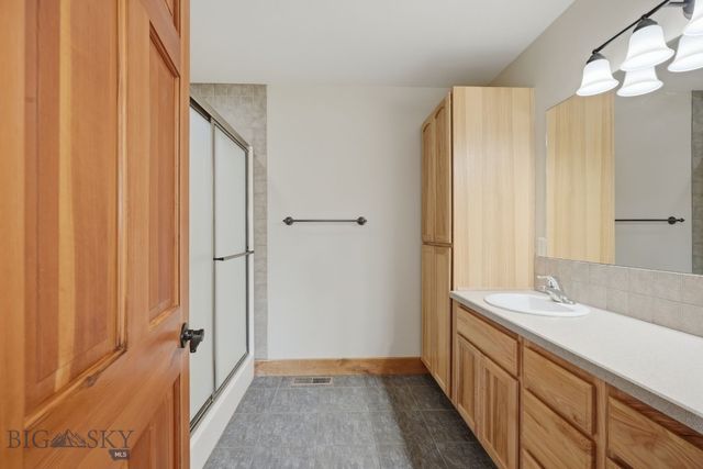 4726 Glenwood Drive, Bozeman, MT 59718