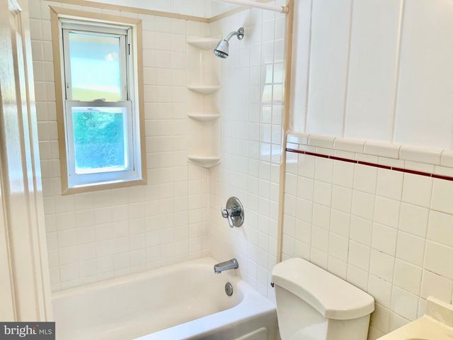 5611 MONROE ST, Hyattsville, MD 20784