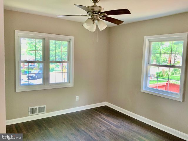 5611 MONROE ST, Hyattsville, MD 20784