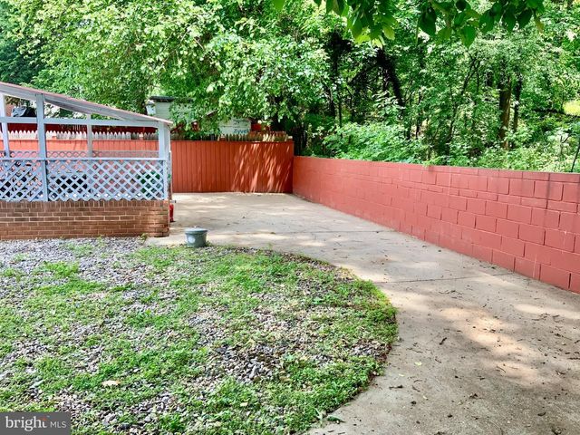 5611 MONROE ST, Hyattsville, MD 20784