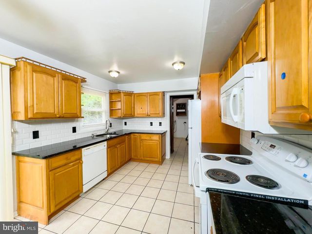 12319 MANVEL LN, Bowie, MD 20715