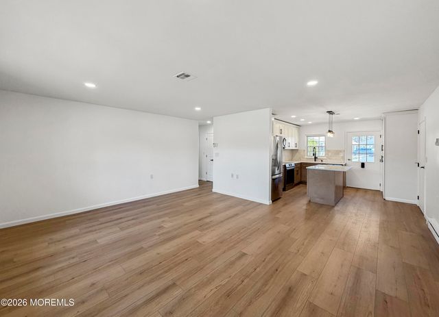 703 Plymouth Drive A, Lakewood, NJ 08701