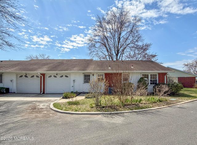 703 Plymouth Drive A, Lakewood, NJ 08701