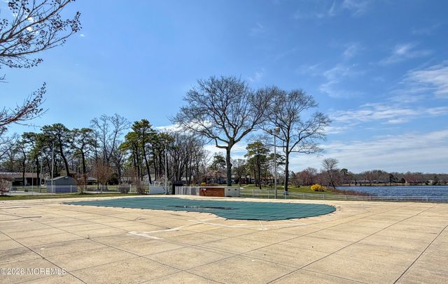 703 Plymouth Drive A, Lakewood, NJ 08701