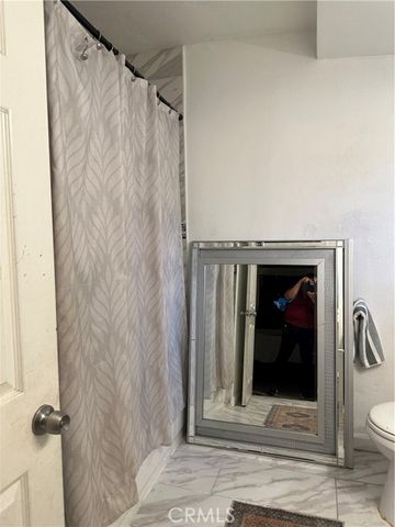 10523 Pace, Los Angeles, CA 90002