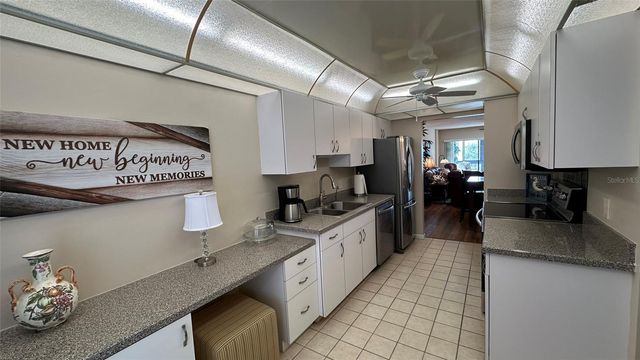 3400 COVE CAY DRIVE 4E, Clearwater, FL 33760