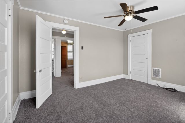 323 31st St, Mckeesport, PA 15132