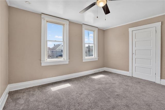 323 31st St, Mckeesport, PA 15132