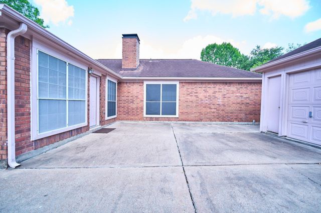 5022 Moss Run Drive, Missouri City, TX 77459