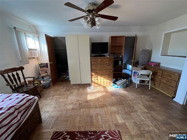 539 Sandra Place, Teaneck, NJ 07666