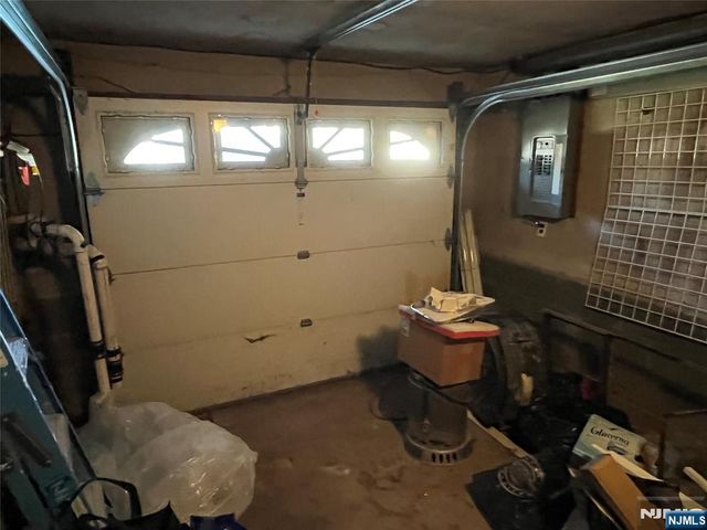 539 Sandra Place, Teaneck, NJ 07666