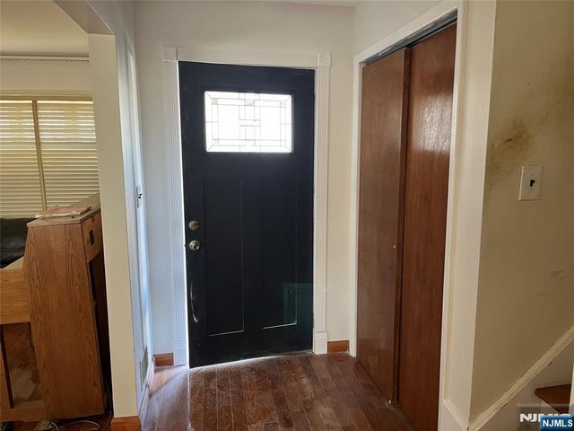 539 Sandra Place, Teaneck, NJ 07666