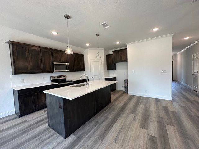 418 S 2nd Street, Krum, TX 76249