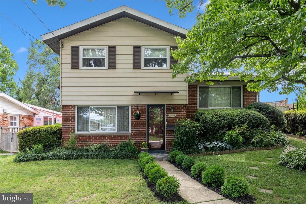 Image 1 of property listing at 11816 SELFRIDGE RD, Silver Spring, MD 20906