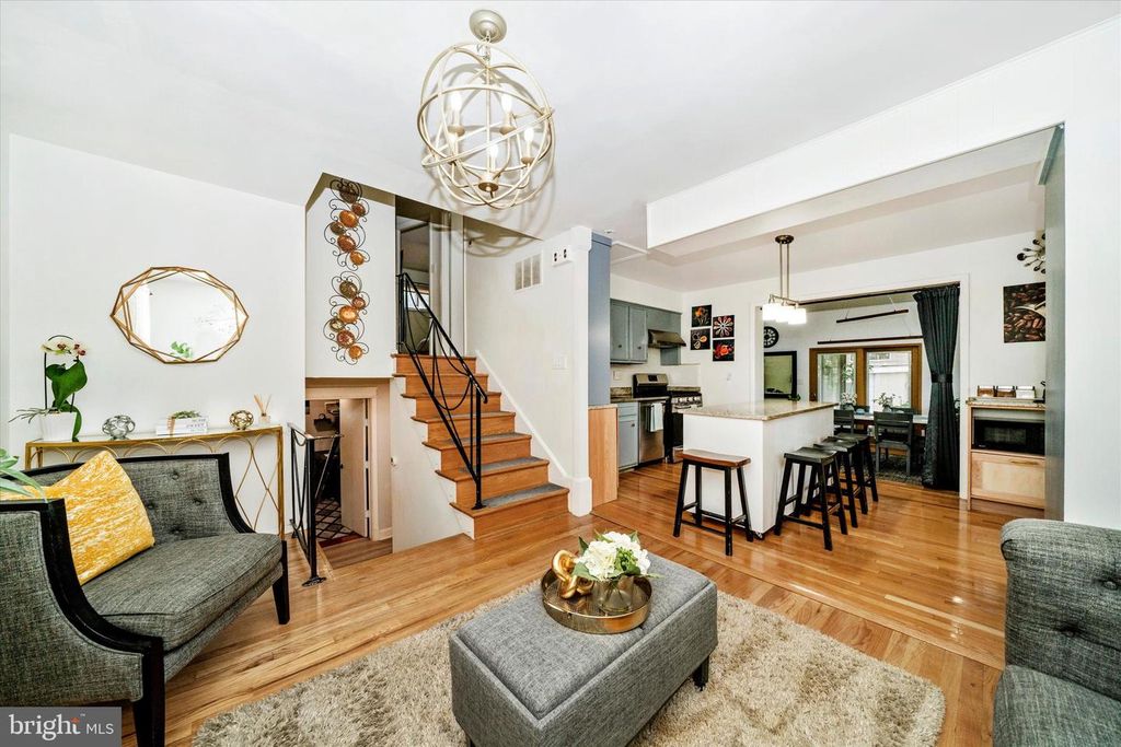 Image 13 of property listing at 11816 SELFRIDGE RD, Silver Spring, MD 20906