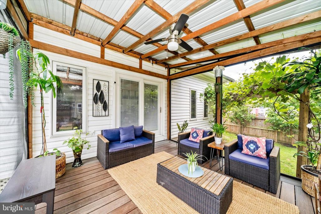 Image 32 of property listing at 11816 SELFRIDGE RD, Silver Spring, MD 20906