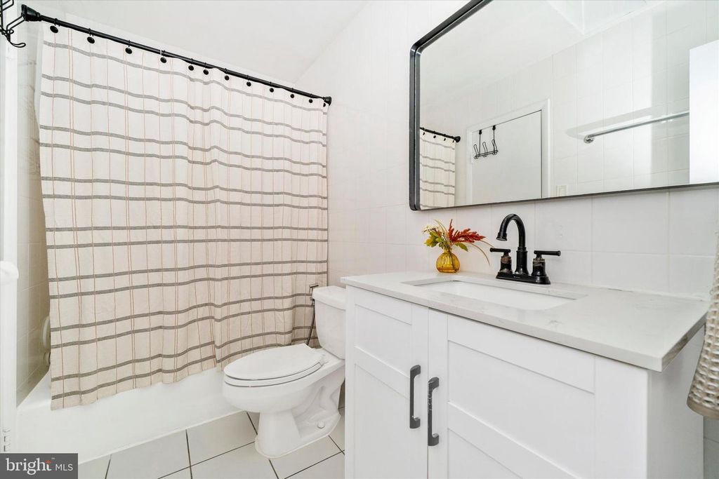 Image 35 of property listing at 11816 SELFRIDGE RD, Silver Spring, MD 20906