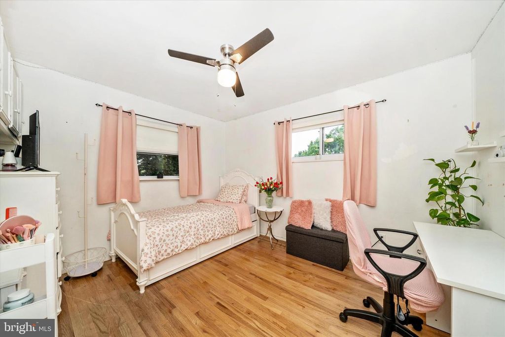Image 36 of property listing at 11816 SELFRIDGE RD, Silver Spring, MD 20906