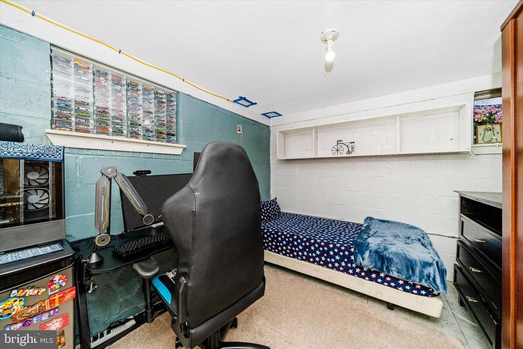 Image 40 of property listing at 11816 SELFRIDGE RD, Silver Spring, MD 20906